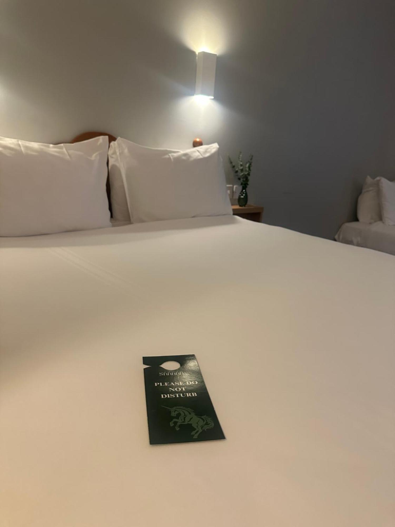 Go2 Glasgow Cumbernauld Hotel - Free Parking And Pet Friendly Exterior foto