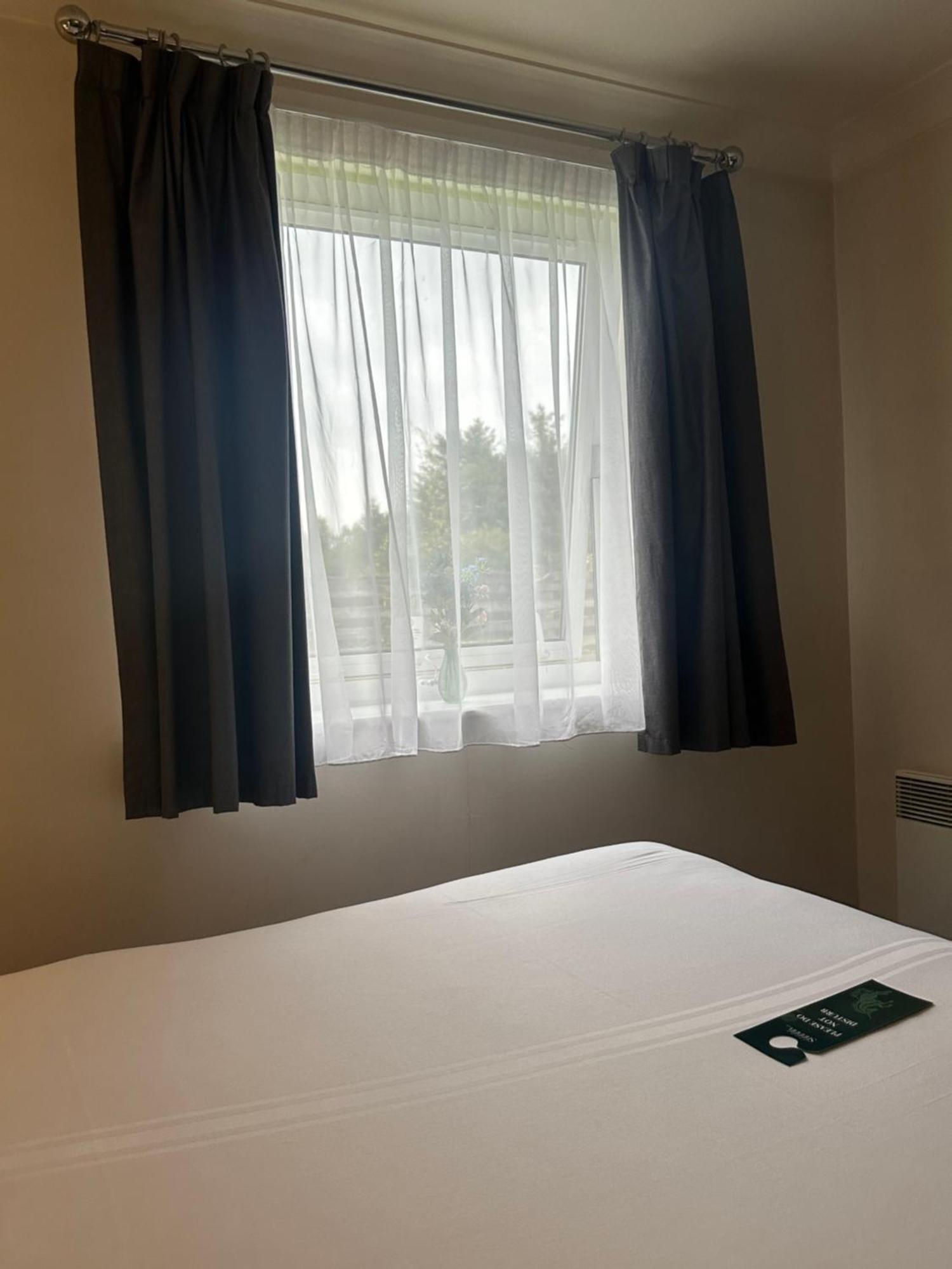 Go2 Glasgow Cumbernauld Hotel - Free Parking And Pet Friendly Exterior foto
